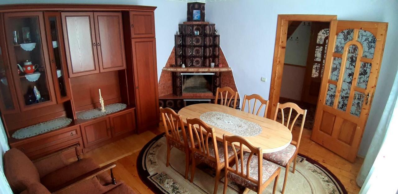 Guest House Karpaty Yaremche Bagian luar foto